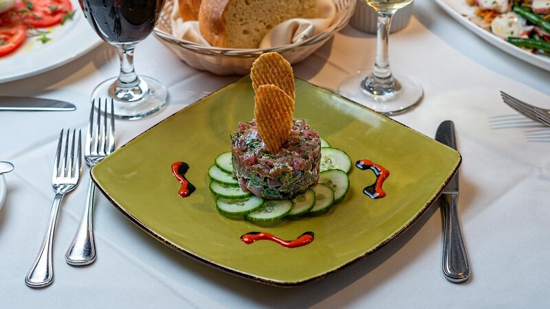 Tuna tartar appetizer